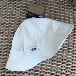 The NorthFace bucket hat
